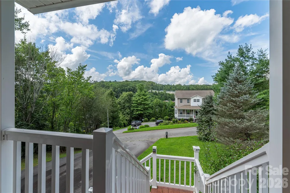 207 Christina Court Asheville, NC 28806