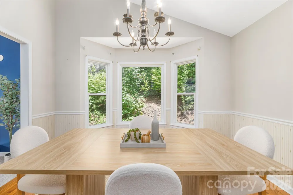 207 Christina Court Asheville, NC 28806