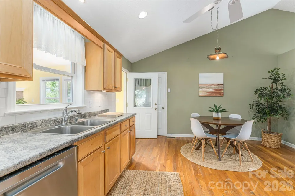 207 Christina Court Asheville, NC 28806