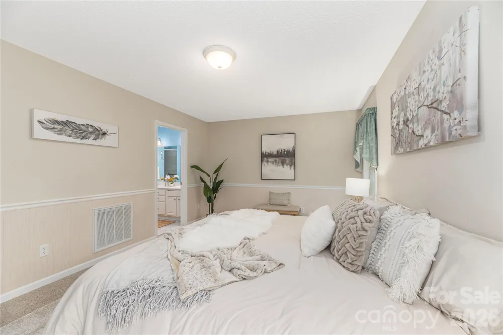 207 Christina Court Asheville, NC 28806