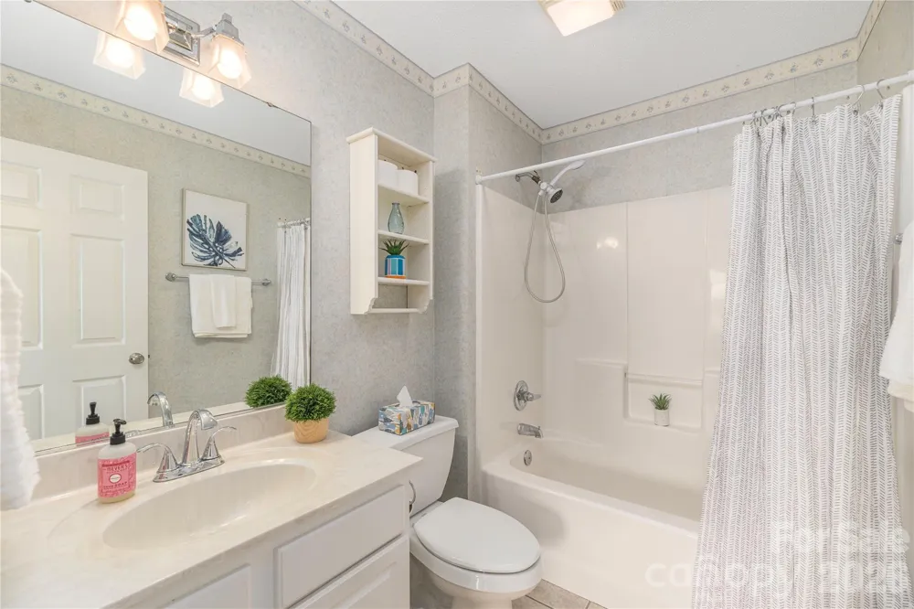 207 Christina Court Asheville, NC 28806