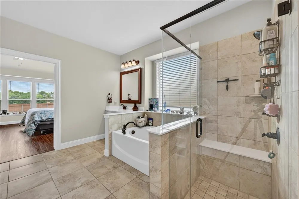 3835 Wheatland Trail Heartland, TX 75126
