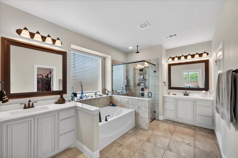 3835 Wheatland Trail Heartland, TX 75126