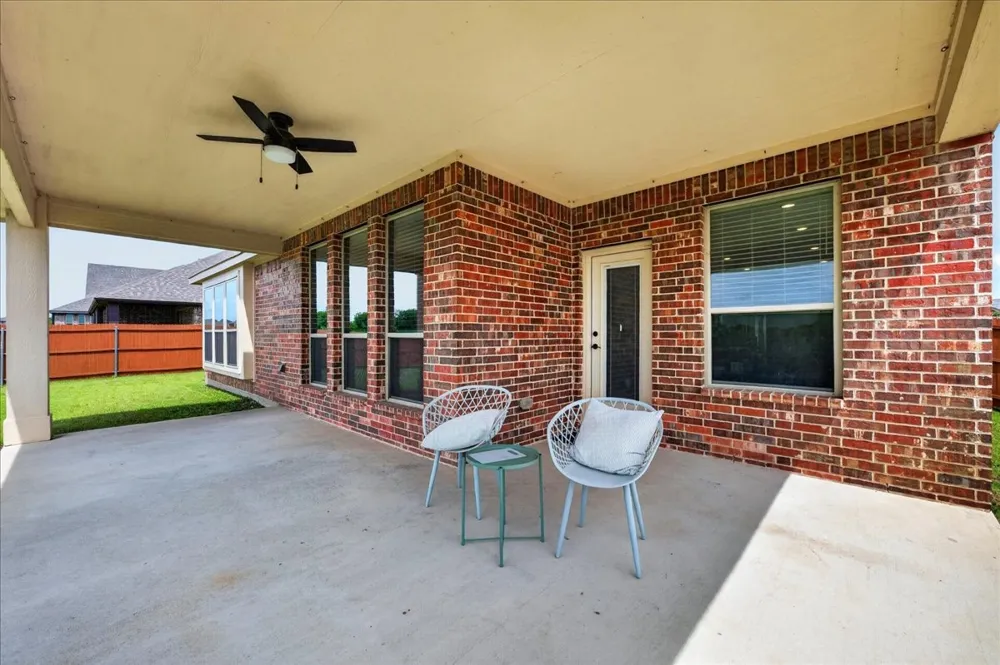 3835 Wheatland Trail Heartland, TX 75126