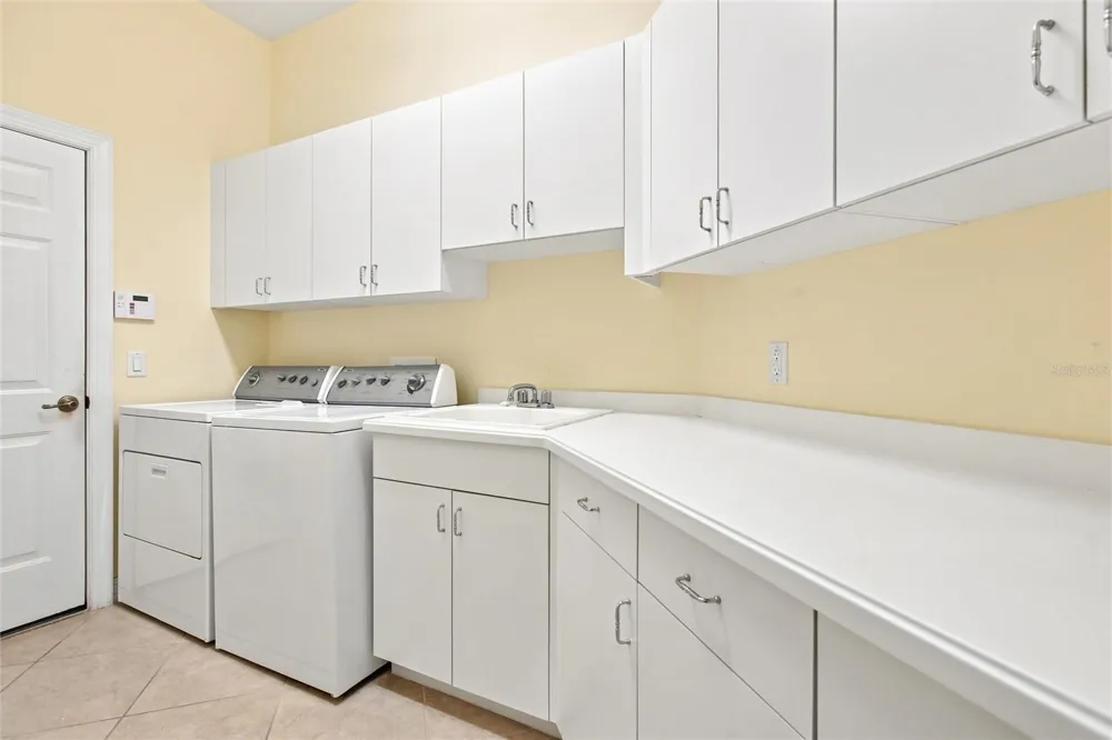 9295 TRIESTE DRIVE Fort Myers, FL 33913