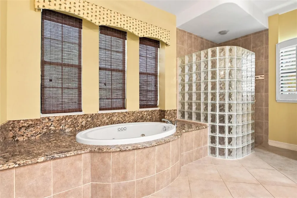 9295 TRIESTE DRIVE Fort Myers, FL 33913