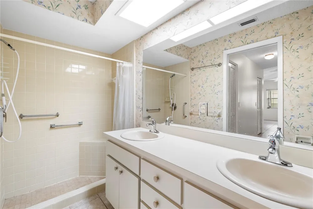4739 CARRINGTON COURT New Port Richey, FL 34655