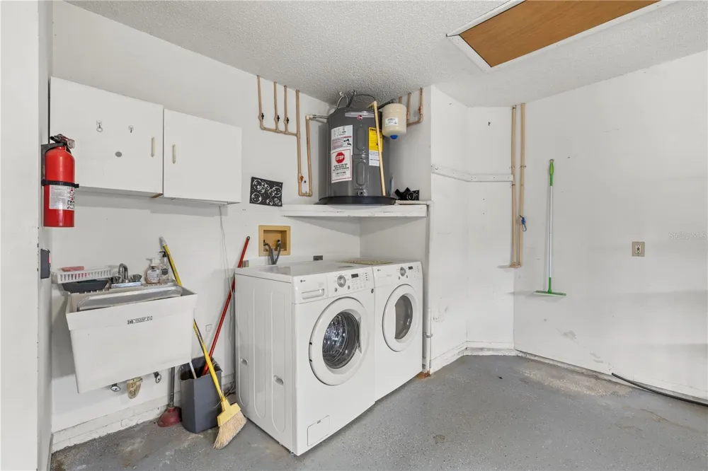 4739 CARRINGTON COURT New Port Richey, FL 34655
