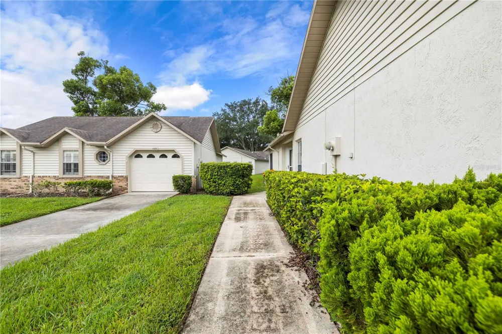 4739 CARRINGTON COURT New Port Richey, FL 34655