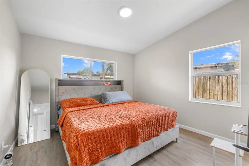 8616 SHIRLEY DRIVE Temple Terrace, FL 33617