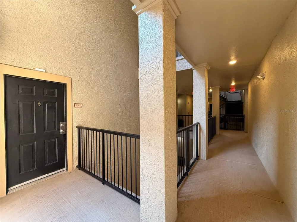 102 VISTA VERDI CIRCLE #212 Lake Mary, FL 32746