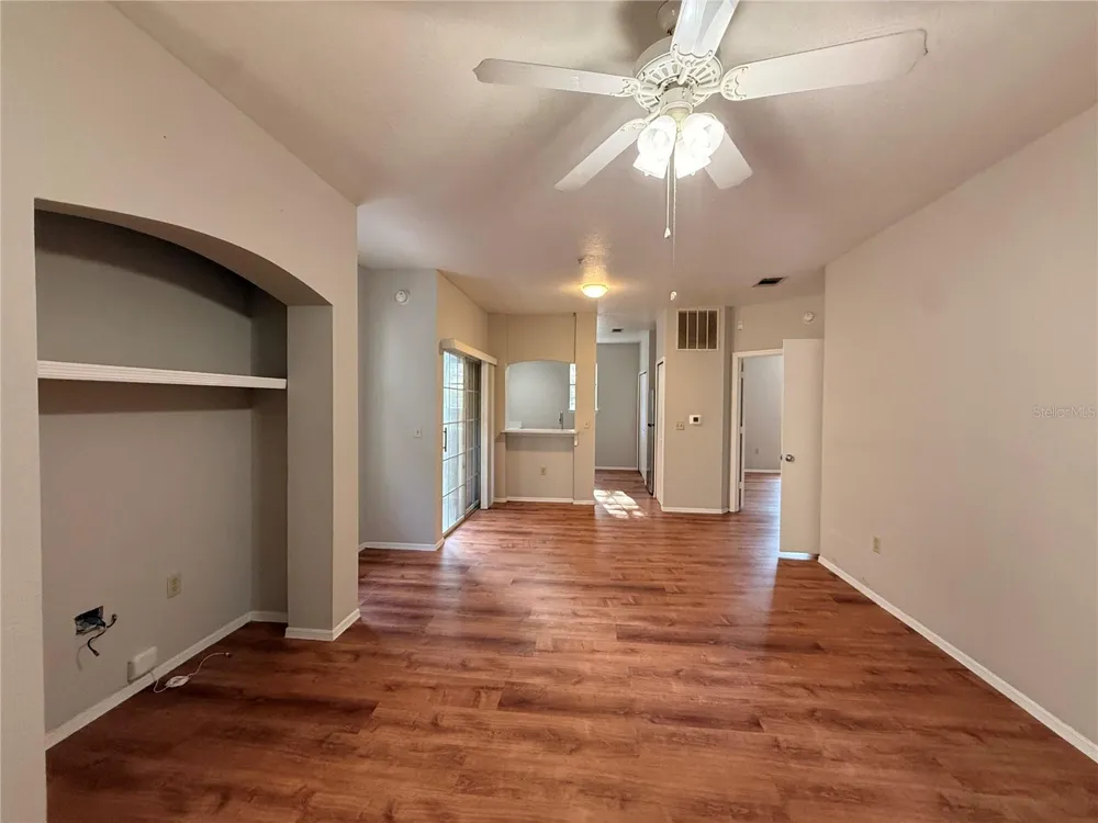 102 VISTA VERDI CIRCLE #212 Lake Mary, FL 32746