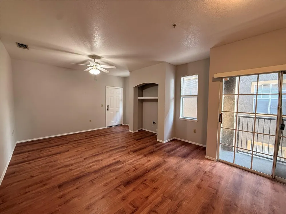 102 VISTA VERDI CIRCLE #212 Lake Mary, FL 32746