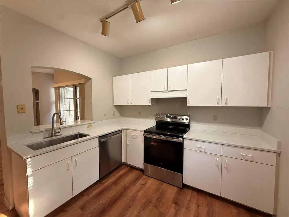 102 VISTA VERDI CIRCLE #212 Lake Mary, FL 32746