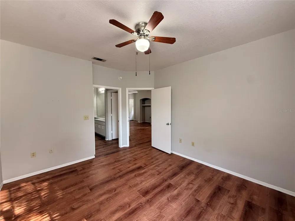102 VISTA VERDI CIRCLE #212 Lake Mary, FL 32746