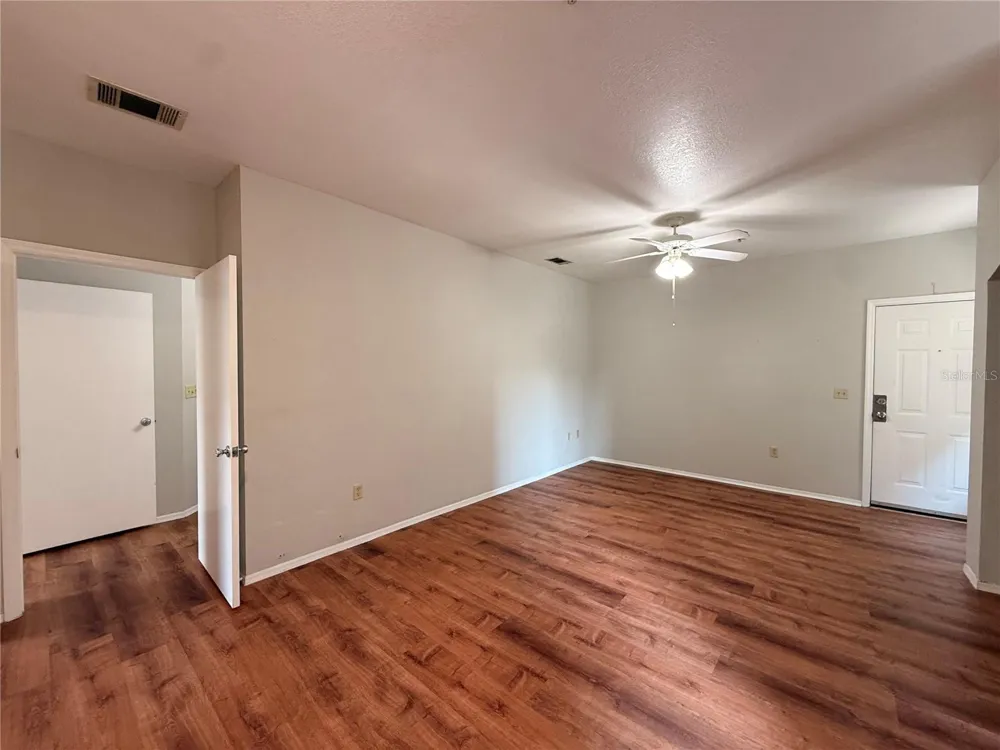 102 VISTA VERDI CIRCLE #212 Lake Mary, FL 32746