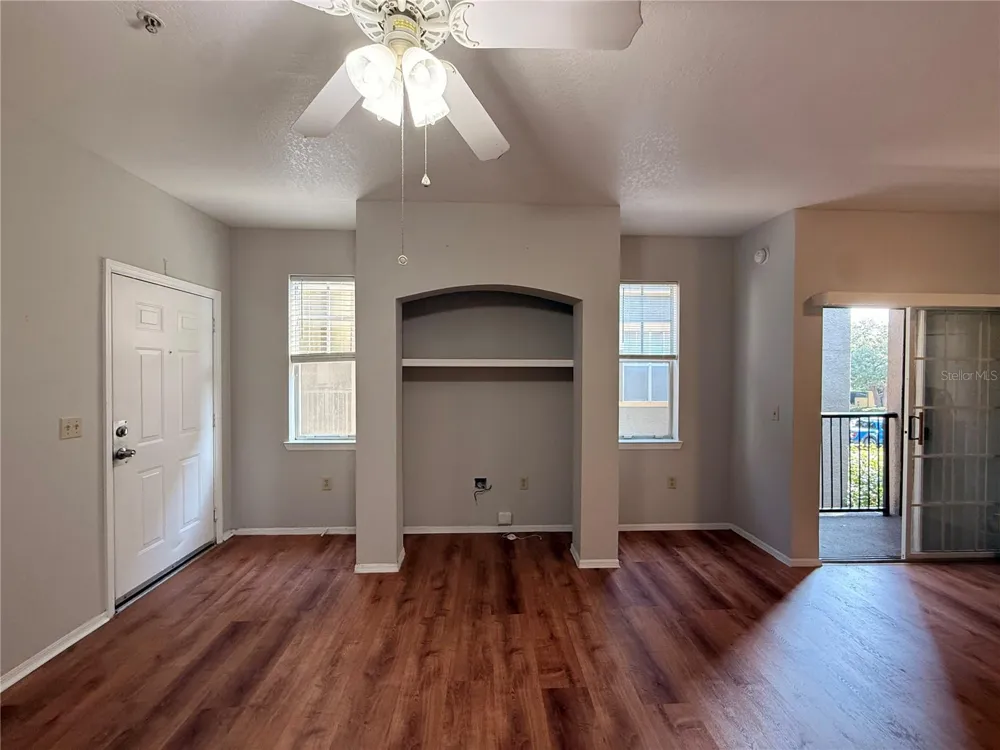 102 VISTA VERDI CIRCLE #212 Lake Mary, FL 32746
