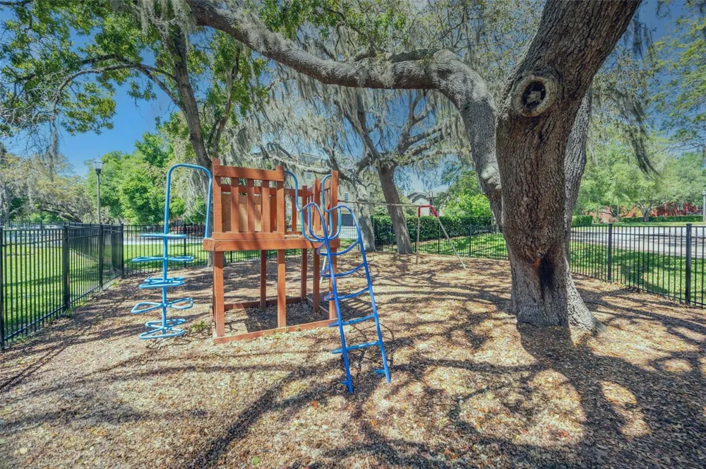 102 VISTA VERDI CIRCLE #212 Lake Mary, FL 32746