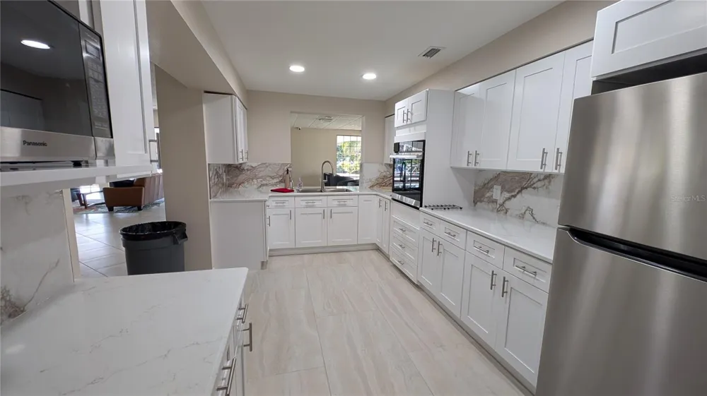 2333 FEATHER SOUND DRIVE #A208 Clearwater, FL 33762