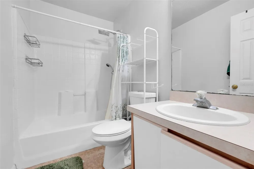 7544 PINE FORK DRIVE Orlando, FL 32822