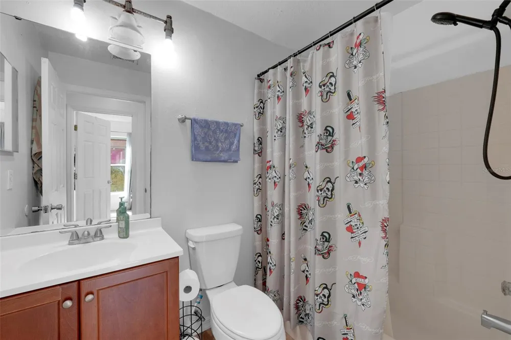 7544 PINE FORK DRIVE Orlando, FL 32822