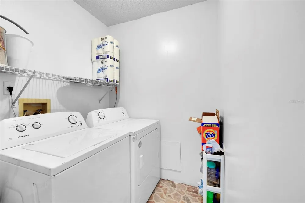 7544 PINE FORK DRIVE Orlando, FL 32822