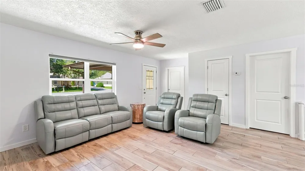 11820 W FISHERMAN LANE Homosassa, FL 34448