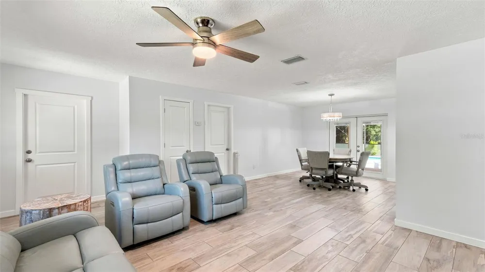 11820 W FISHERMAN LANE Homosassa, FL 34448