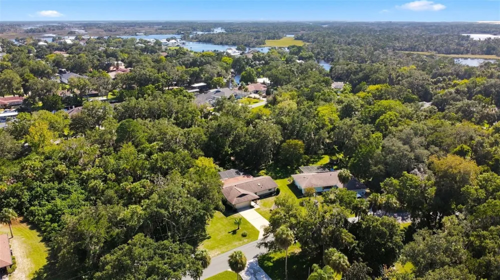 11820 W FISHERMAN LANE Homosassa, FL 34448