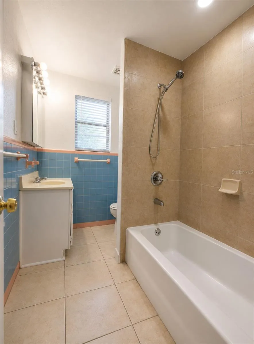 1145 CORDOVA AVENUE Daytona Beach, FL 32114