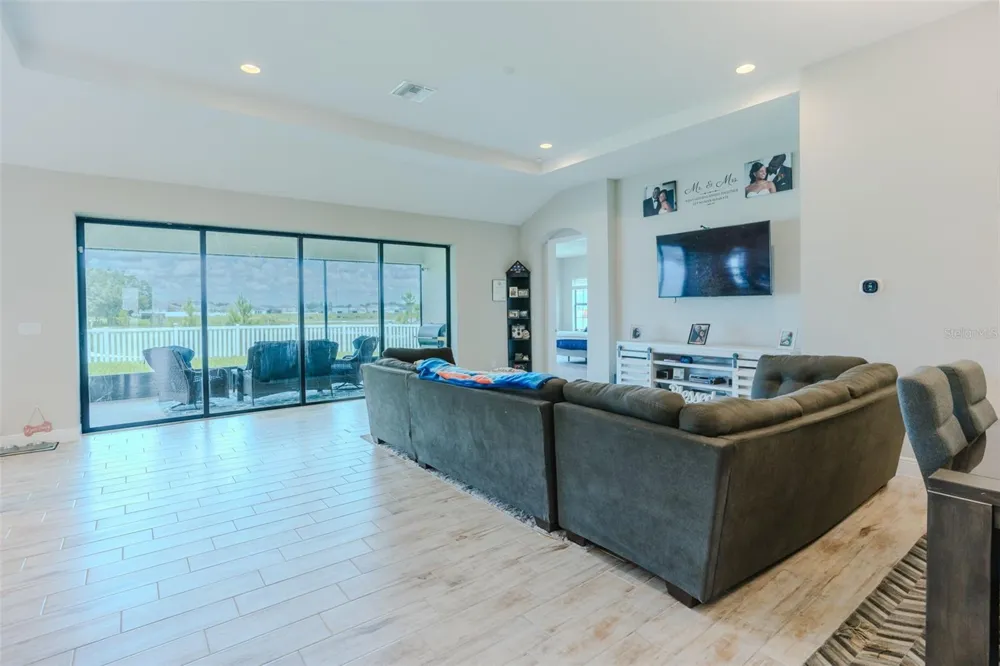 12648 BERGSTROM BAY DRIVE Riverview, FL 33579