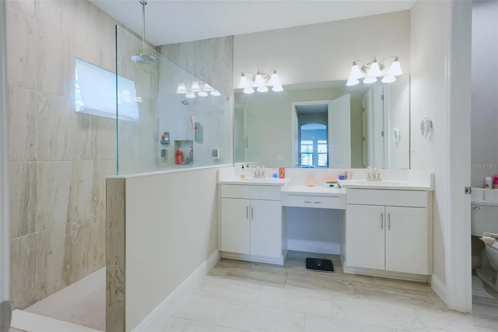 12648 BERGSTROM BAY DRIVE Riverview, FL 33579