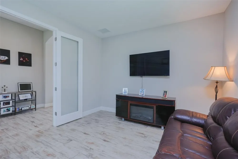 12648 BERGSTROM BAY DRIVE Riverview, FL 33579