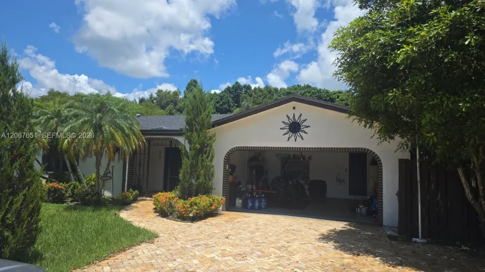 18611 SW 61st Ct Southwest Ranches, FL 33332
