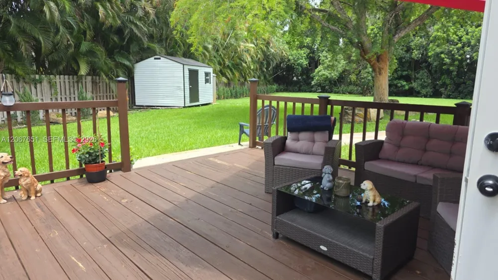 18611 SW 61st Ct Southwest Ranches, FL 33332