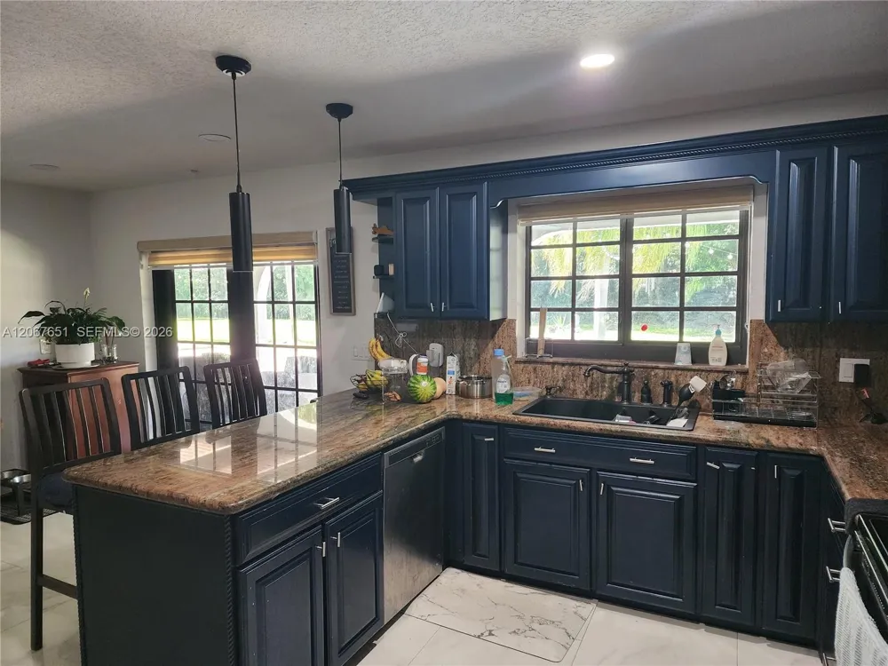 18611 SW 61st Ct Southwest Ranches, FL 33332