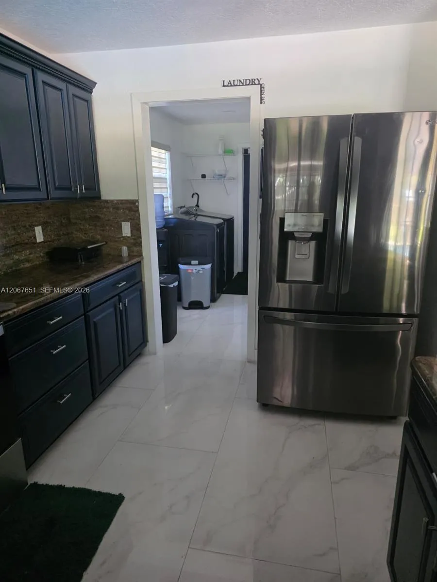 18611 SW 61st Ct Southwest Ranches, FL 33332
