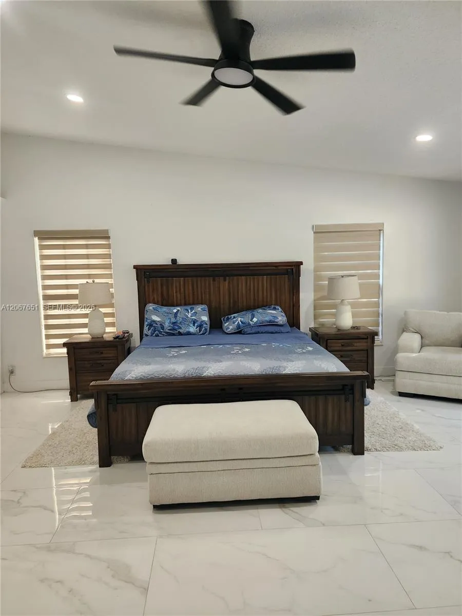 18611 SW 61st Ct Southwest Ranches, FL 33332