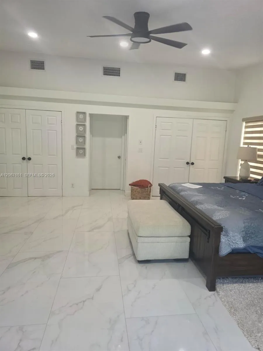 18611 SW 61st Ct Southwest Ranches, FL 33332