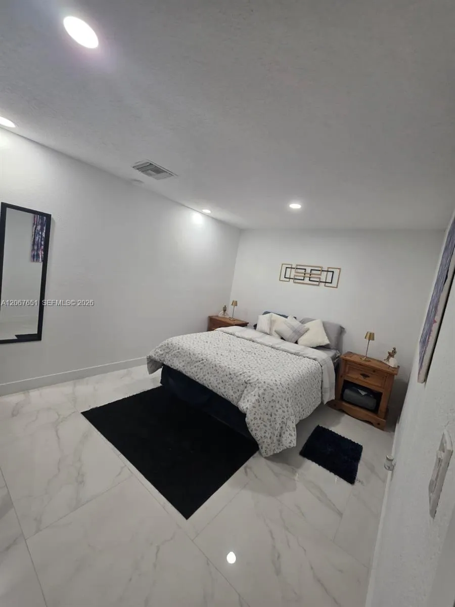 18611 SW 61st Ct Southwest Ranches, FL 33332