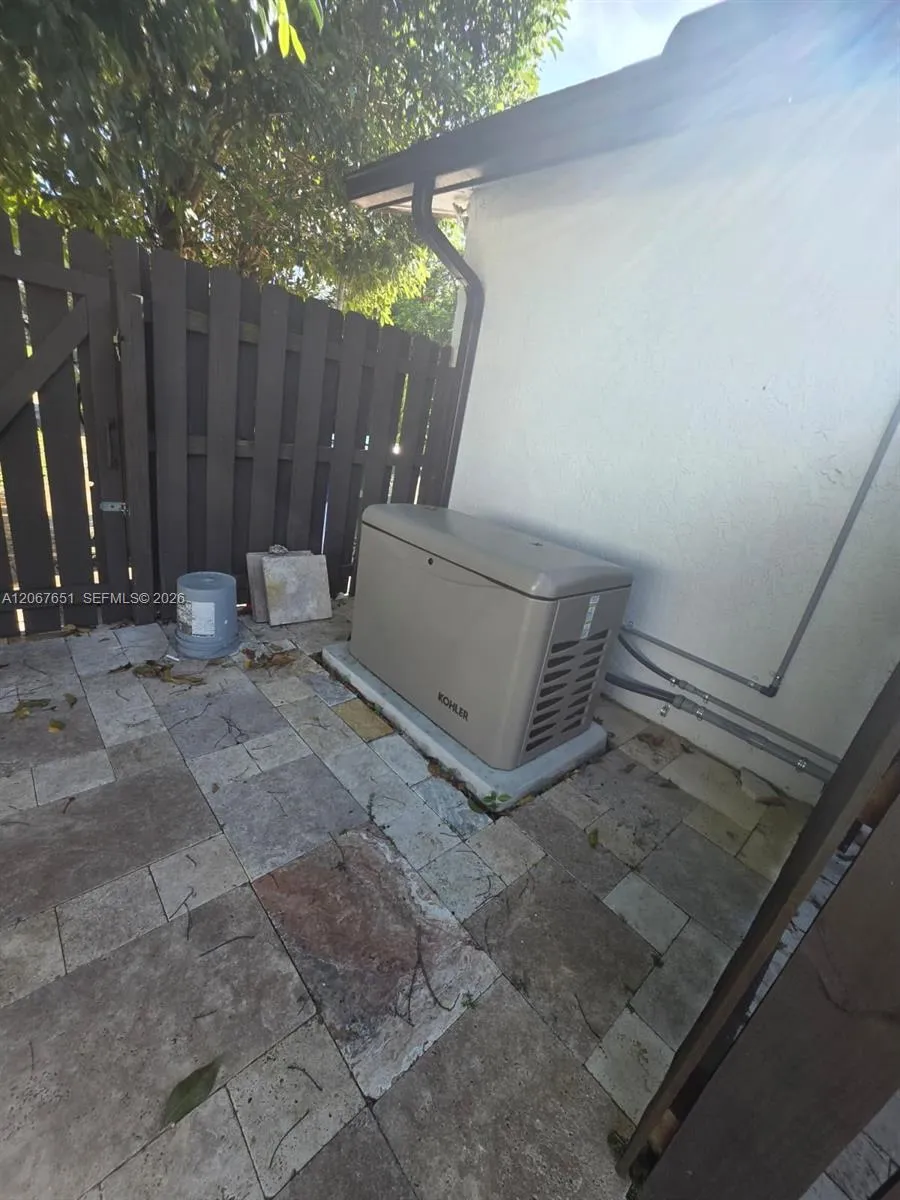 18611 SW 61st Ct Southwest Ranches, FL 33332
