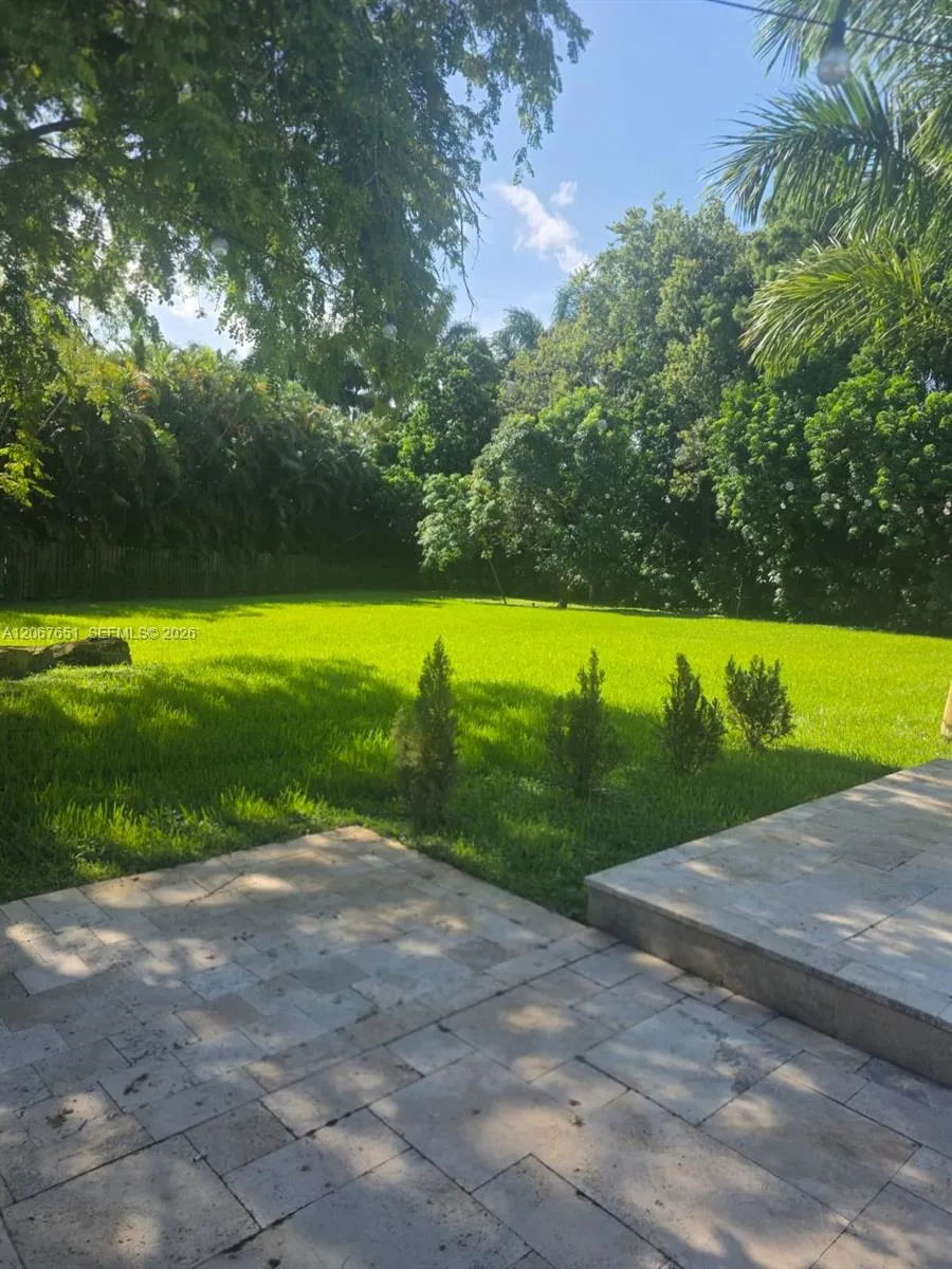 18611 SW 61st Ct Southwest Ranches, FL 33332