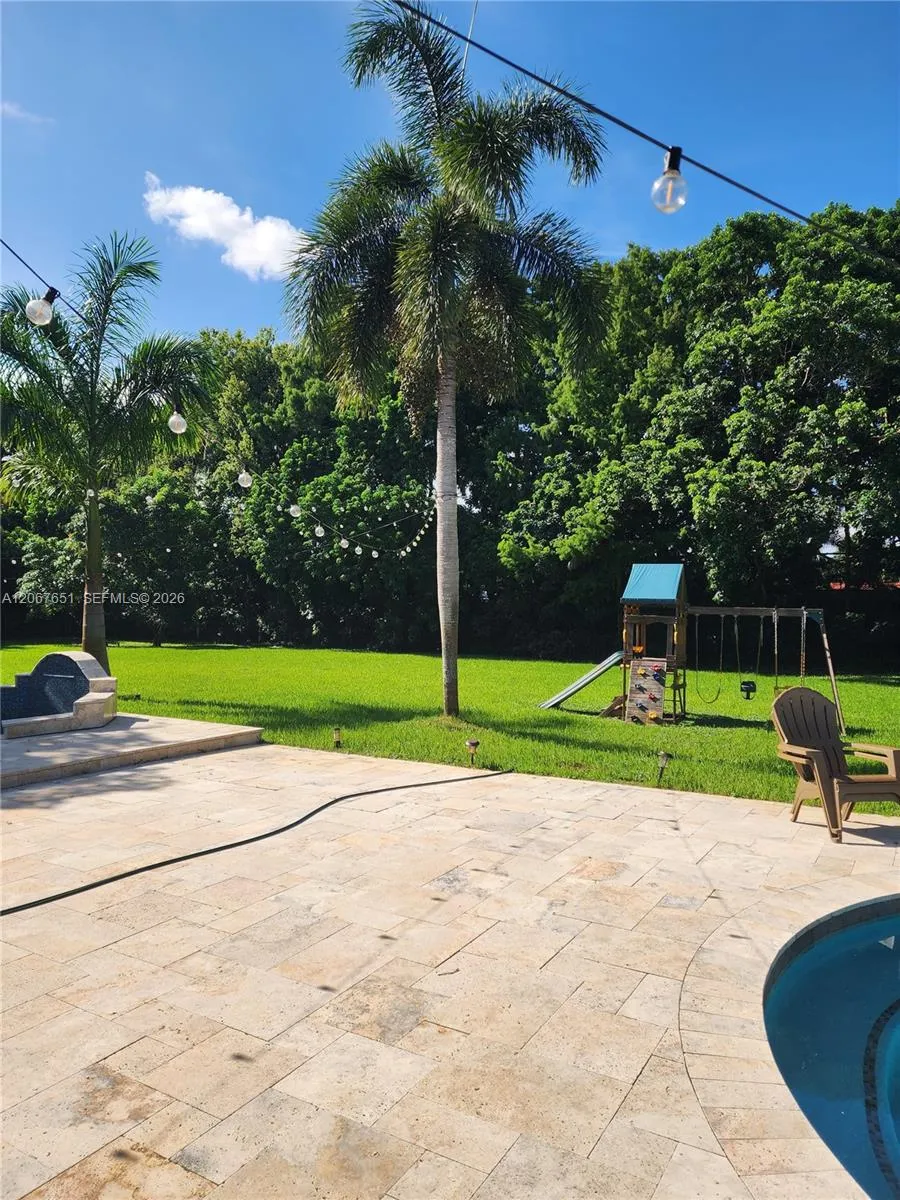 18611 SW 61st Ct Southwest Ranches, FL 33332