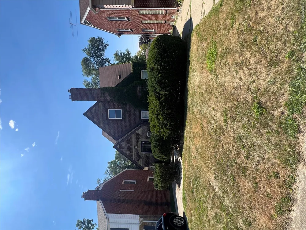 16861 Glastonbury Road Detroit City, MI 48219