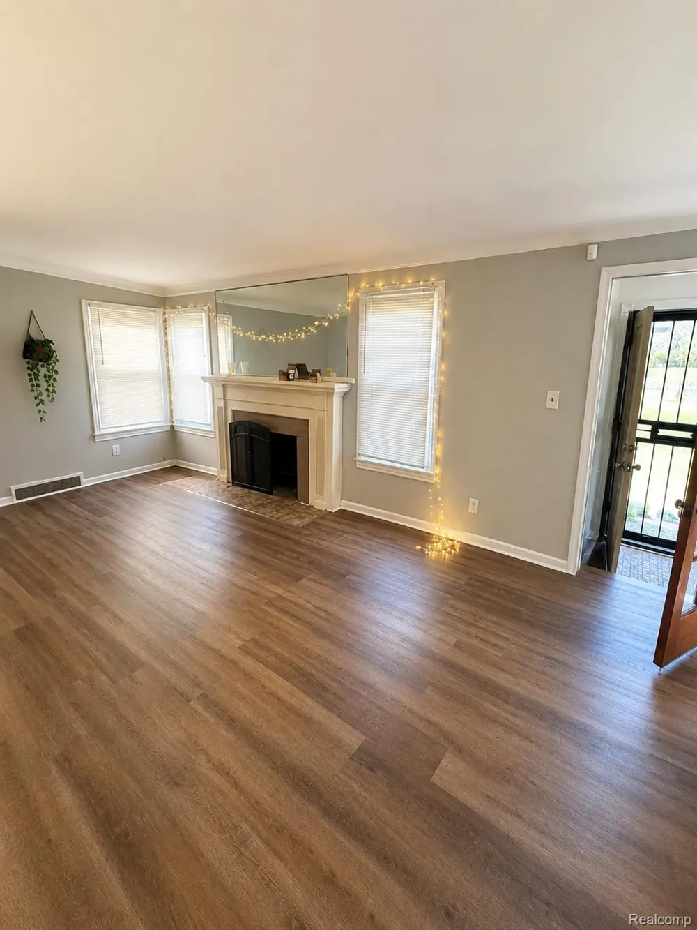 16861 Glastonbury Road Detroit City, MI 48219