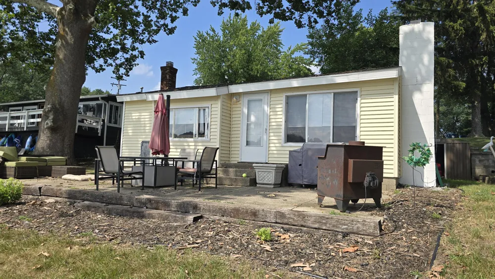 336 Dewey Lake Beach Road Cambridge Township, MI 49230