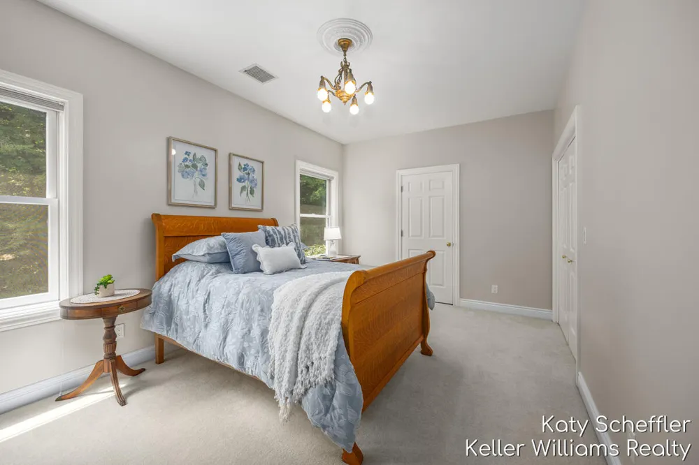 6157 Egypt Forest Road NE Cannon Township, MI 49341