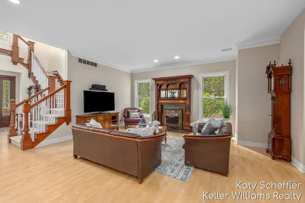 6157 Egypt Forest Road NE Cannon Township, MI 49341