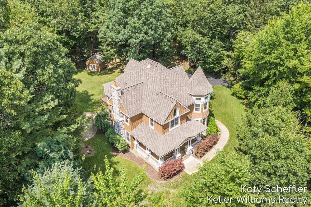6157 Egypt Forest Road NE Cannon Township, MI 49341