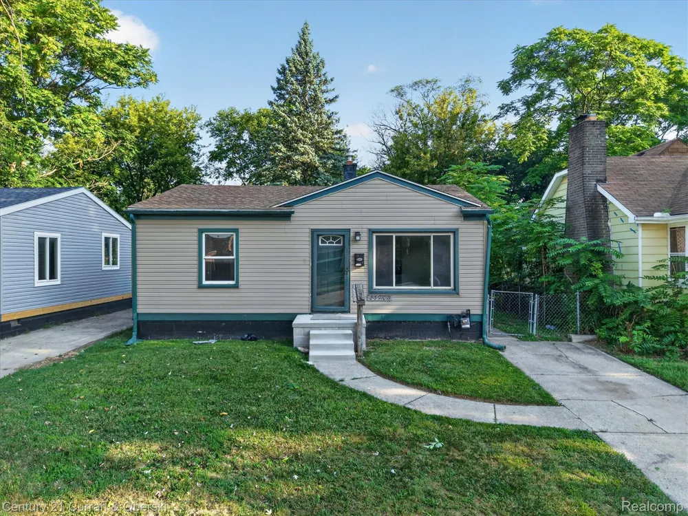 25906 Lehigh Street Inkster City, MI 48141